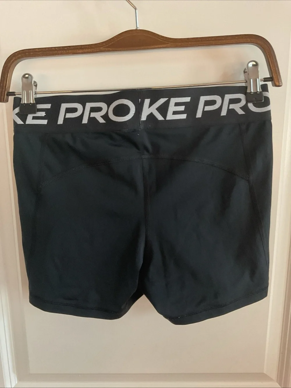 Nike stretchy pro